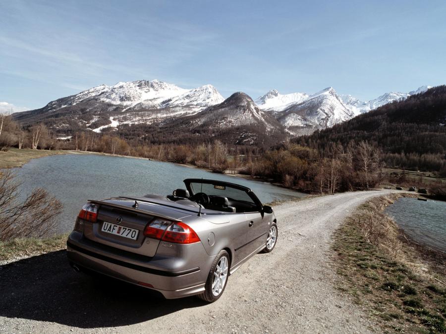  Saab 9-3 Aero Convertible 2003 года  (фото 5 из 16)